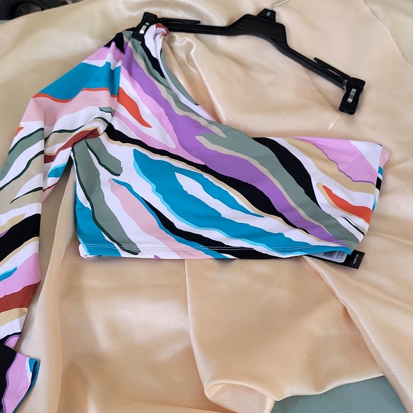 BCBGmaxAzria Long Sleeve Swimsuit - Picture 14 of 15